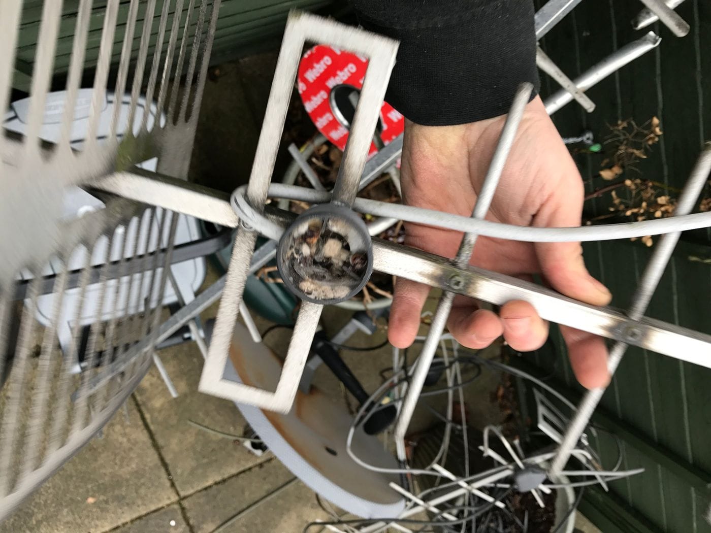 Aerial connection box corroded by water getting in